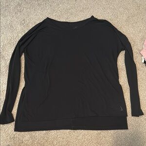 Nike Black and White Long Sleeve Relaxed Sweatshirt